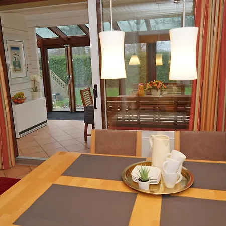 Blockhaus Mit Wlan Und Wintergarten Damp